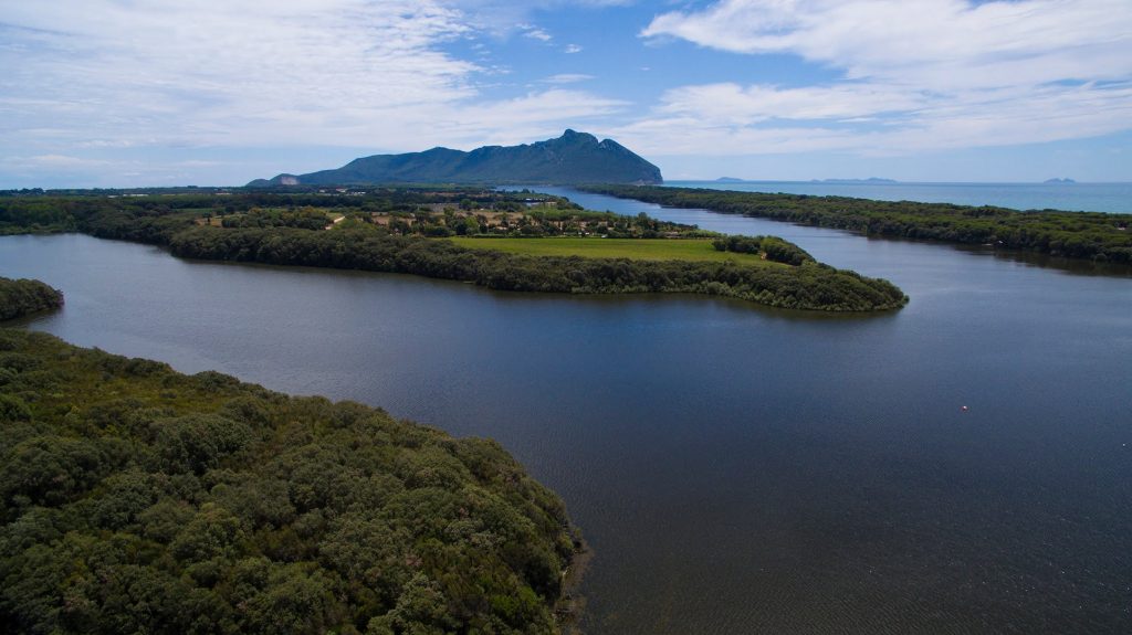 Sabaudia: la vertenza del lago di Paola arriva in Regione. La Penna (PD) “Torni al demanio pubblico”