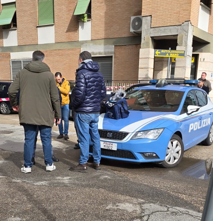 Frosinone, l’avv. Caperna accoltellato in pieno centro. Sgomento tra i cittadini