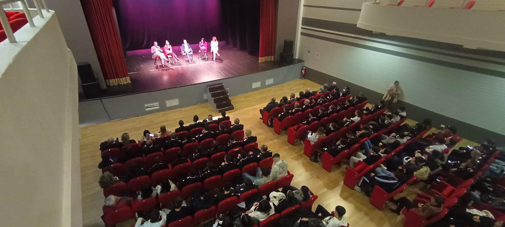 Velletri. Al convegno sulle donne, i giovani chiedono la riapertura del punto d’ascolto antiviolenza